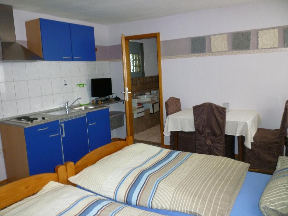 Gasthaus - Pension Am Buchberg Monchsdeggingen ภายนอก รูปภาพ